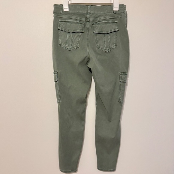 SPANX Twill Cargo Skinny Leg Ankle Pants in Soft Sage Green Size XL - Picture 5 of 8
